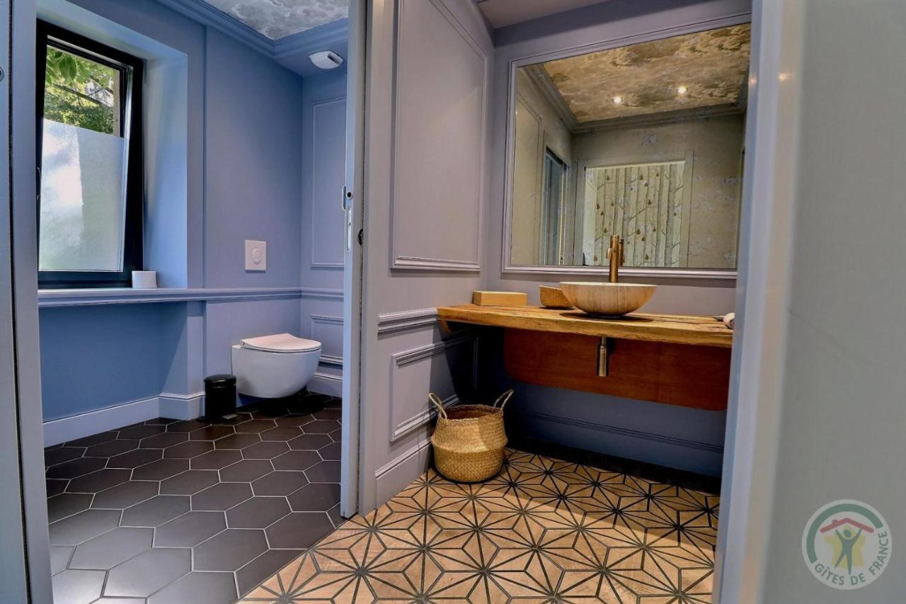 Manoir De La Droulinais Bed & Breakfast บรูซ์ ภายนอก รูปภาพ