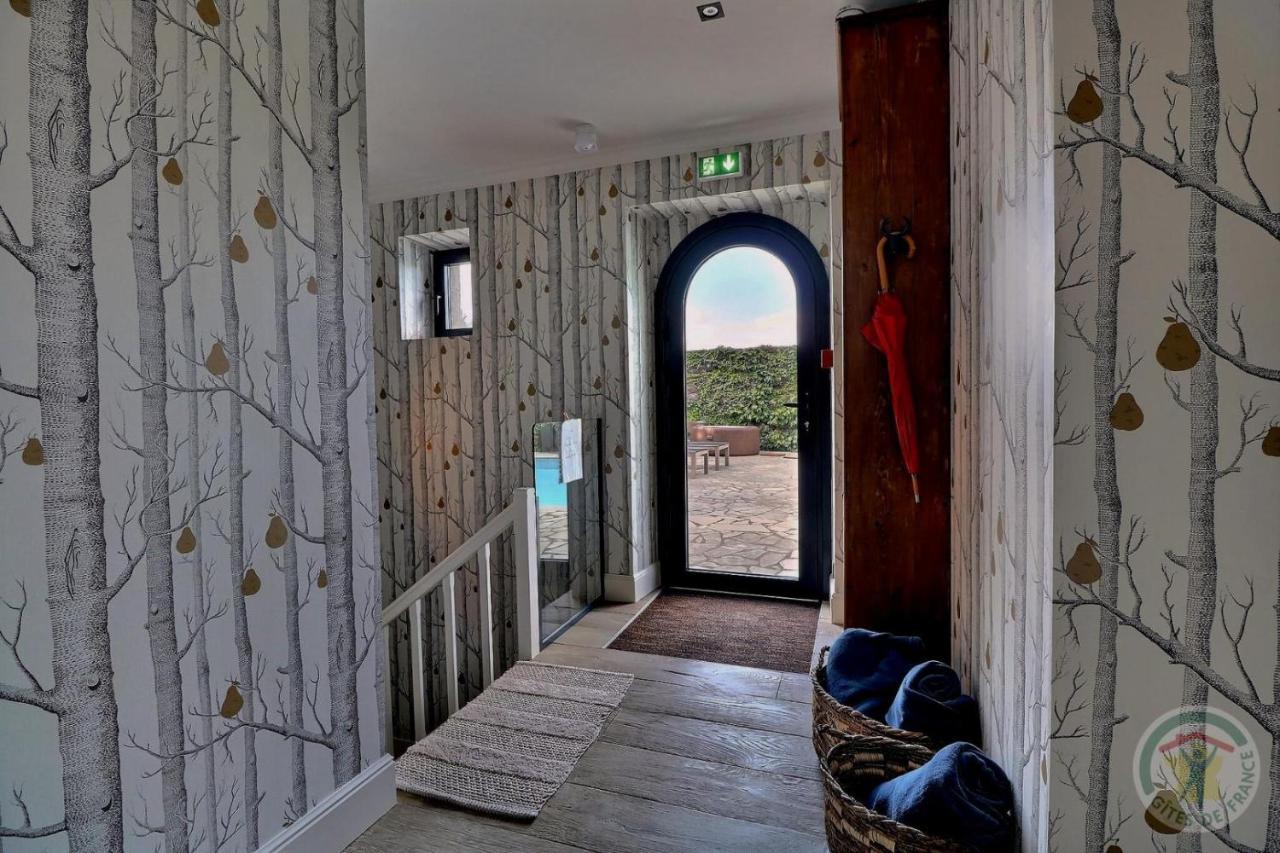 Manoir De La Droulinais Bed & Breakfast บรูซ์ ภายนอก รูปภาพ